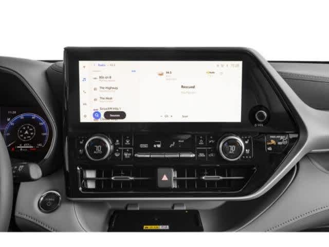 Thumbnail: 2024 Toyota Highlander - 13