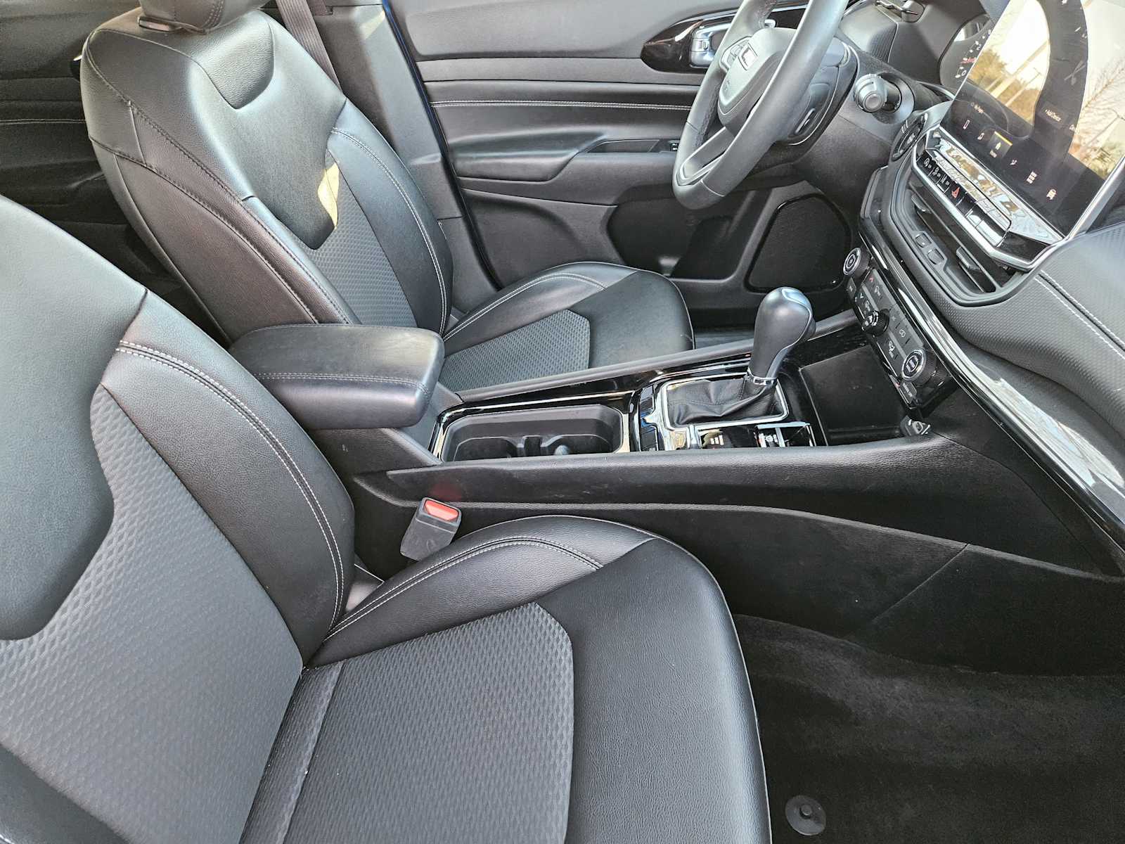 Thumbnail: 2024 Jeep Compass - 14