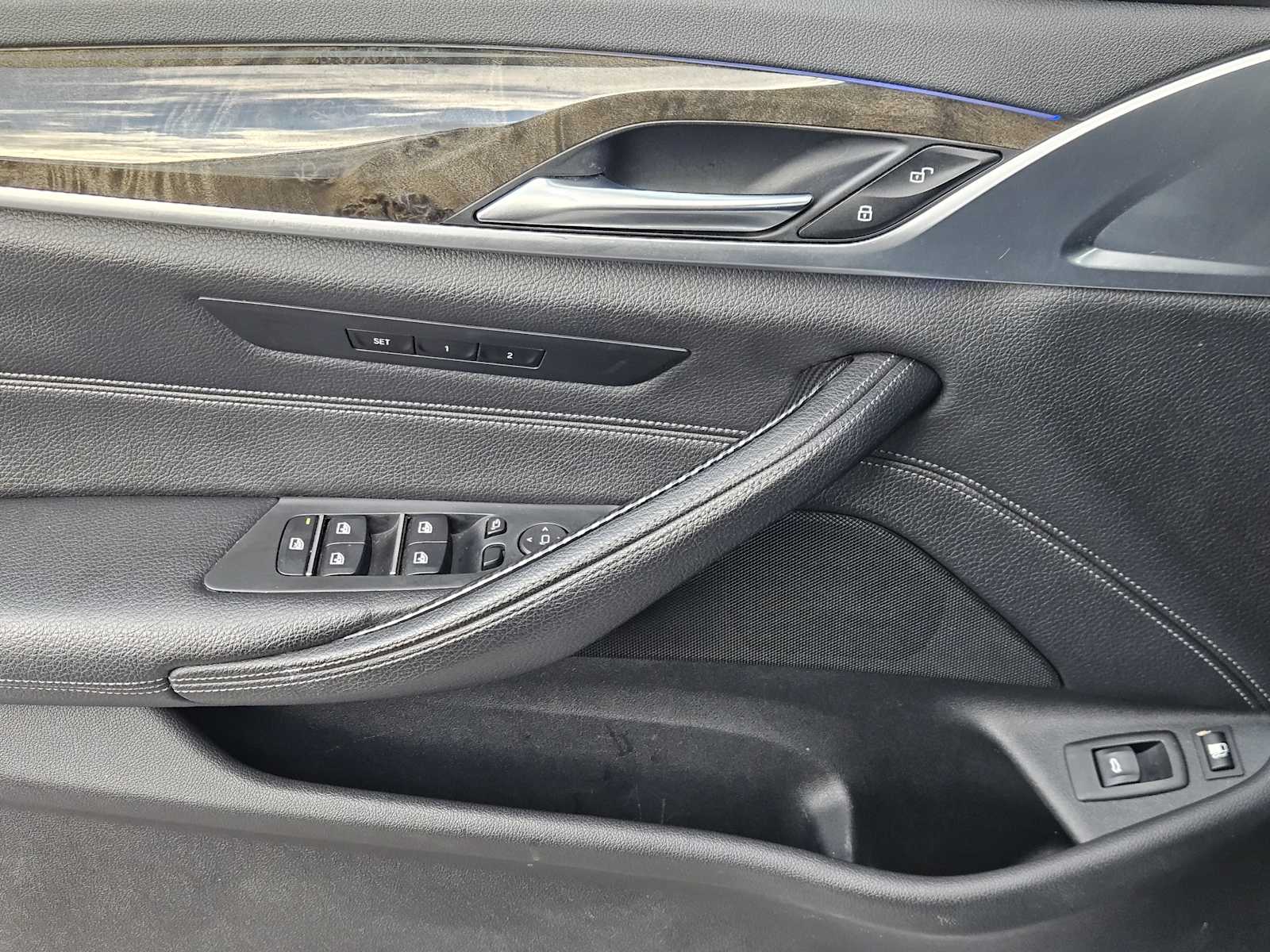 Thumbnail: 2018 BMW 5 Series - 21