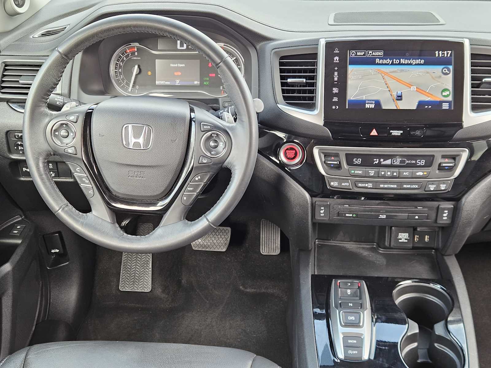 Thumbnail: 2017 Honda Pilot - 28
