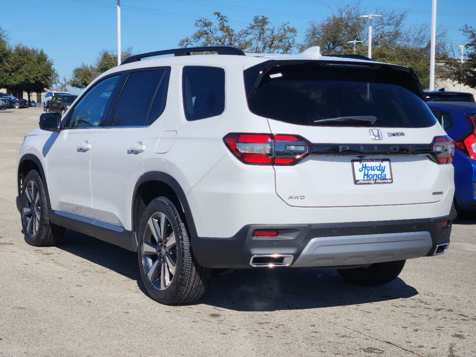 Thumbnail: 2025 Honda Pilot - 4