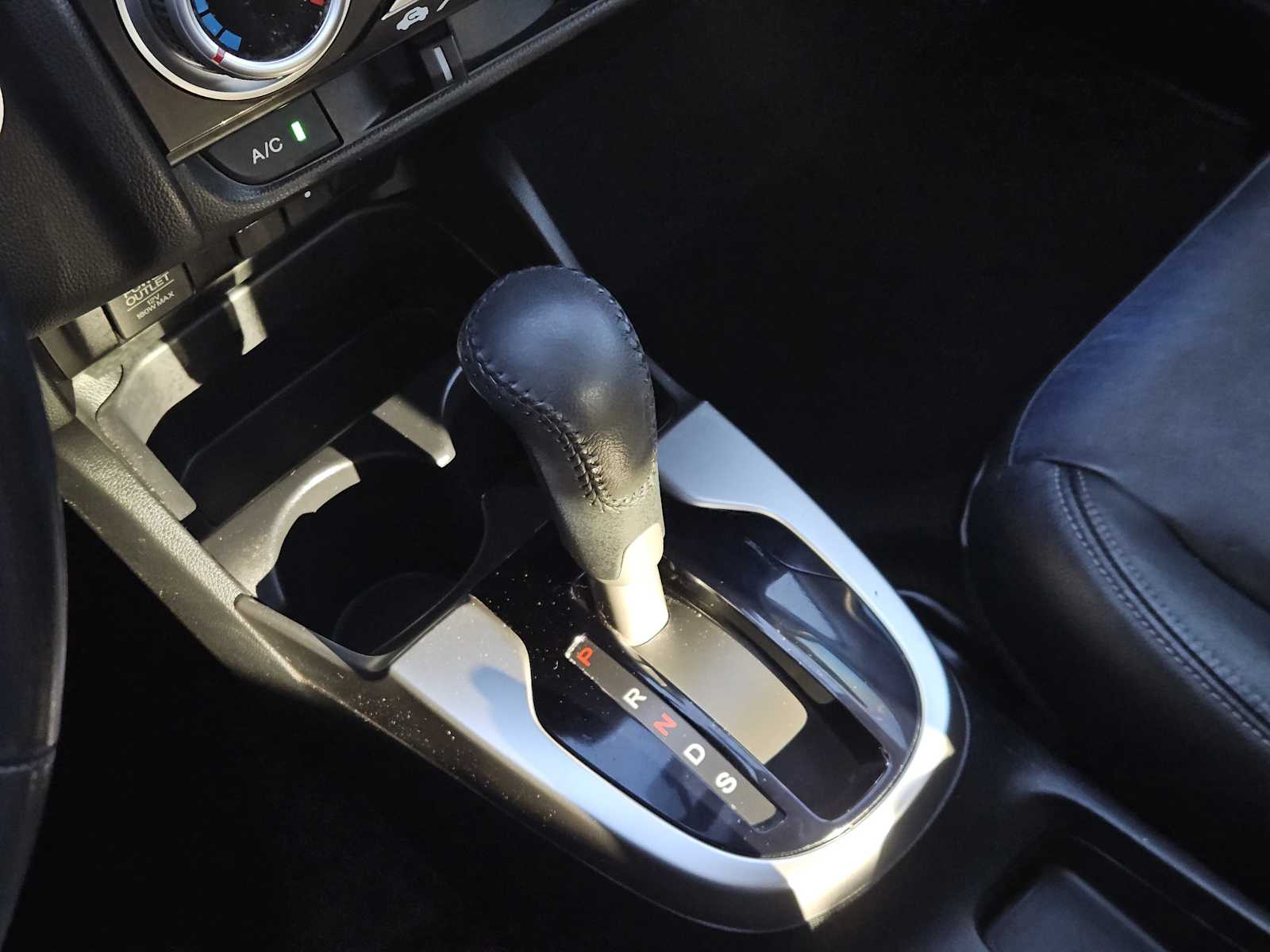 Thumbnail: 2015 Honda Fit - 19