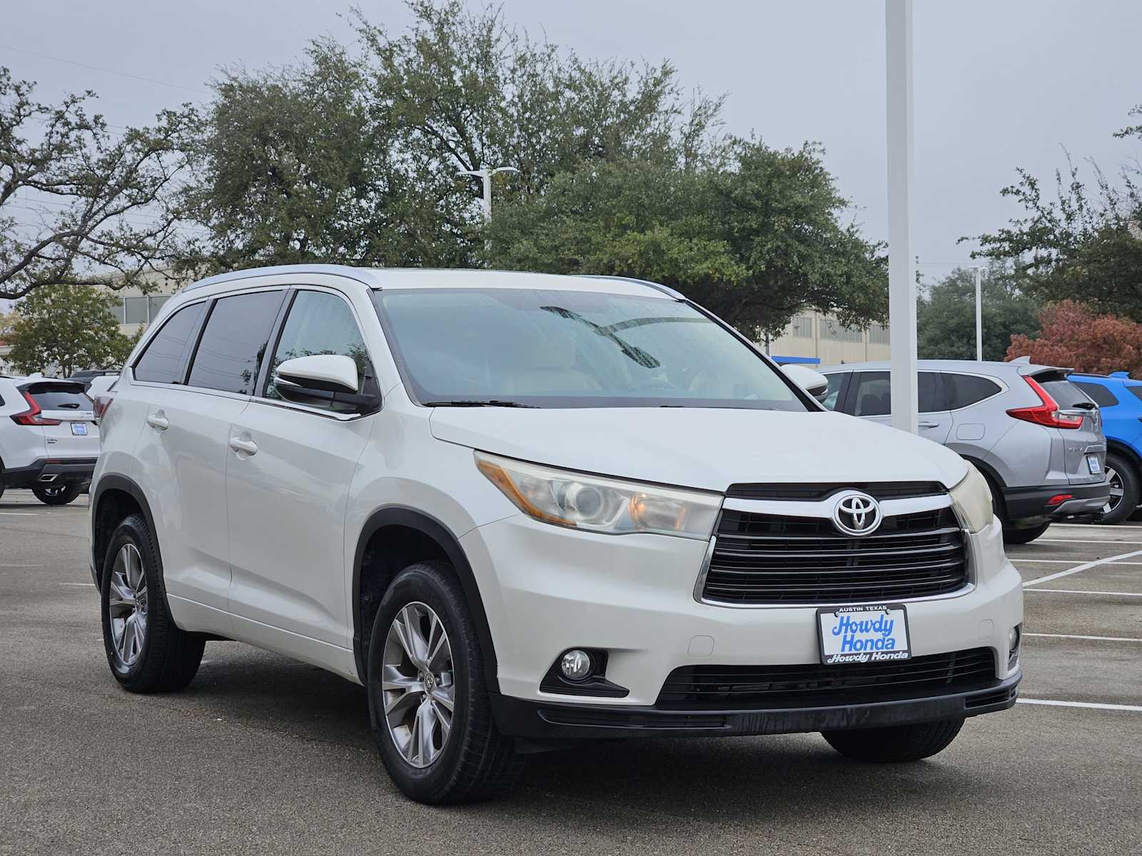 Thumbnail: 2015 Toyota Highlander - 3