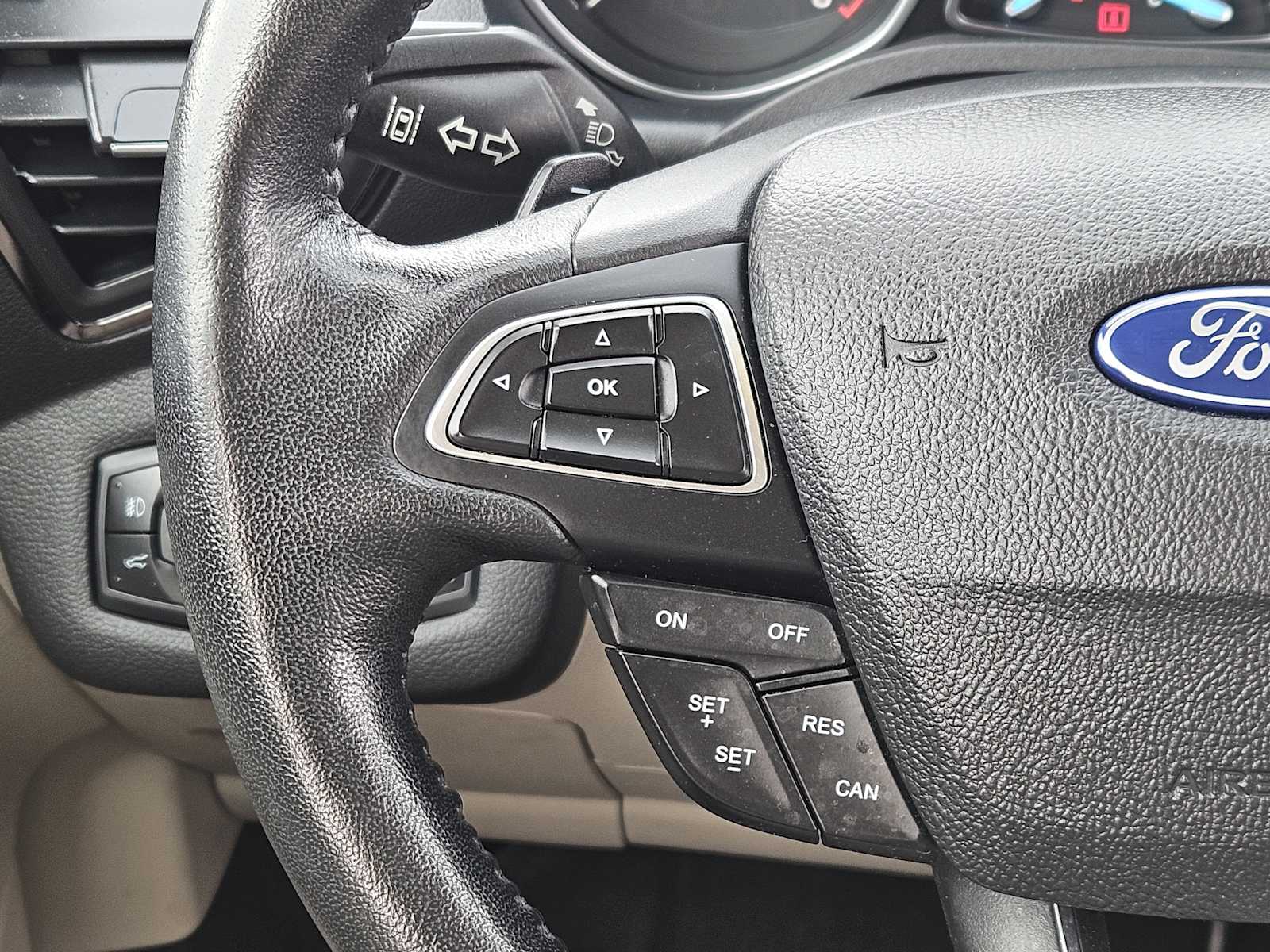 Thumbnail: 2017 Ford Escape - 27