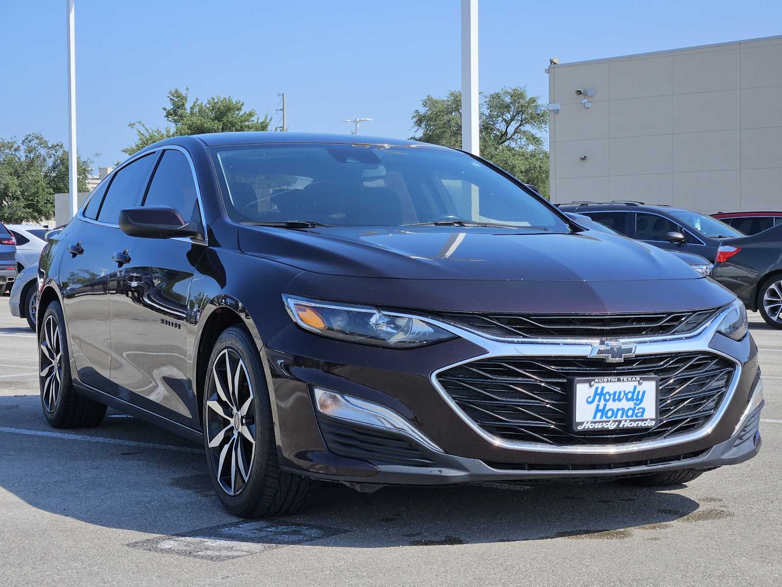 Thumbnail: 2021 Chevrolet Malibu - 3
