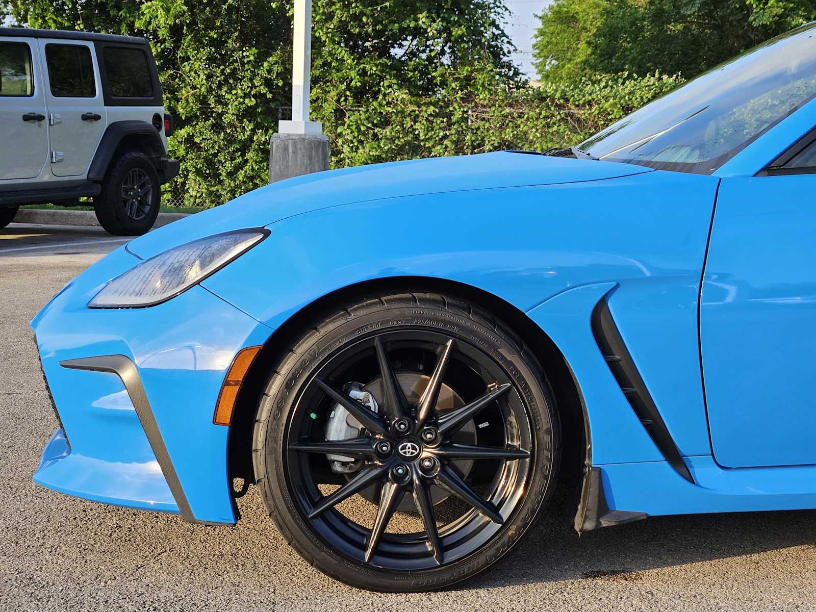 Thumbnail: 2023 Toyota GR86 - 8