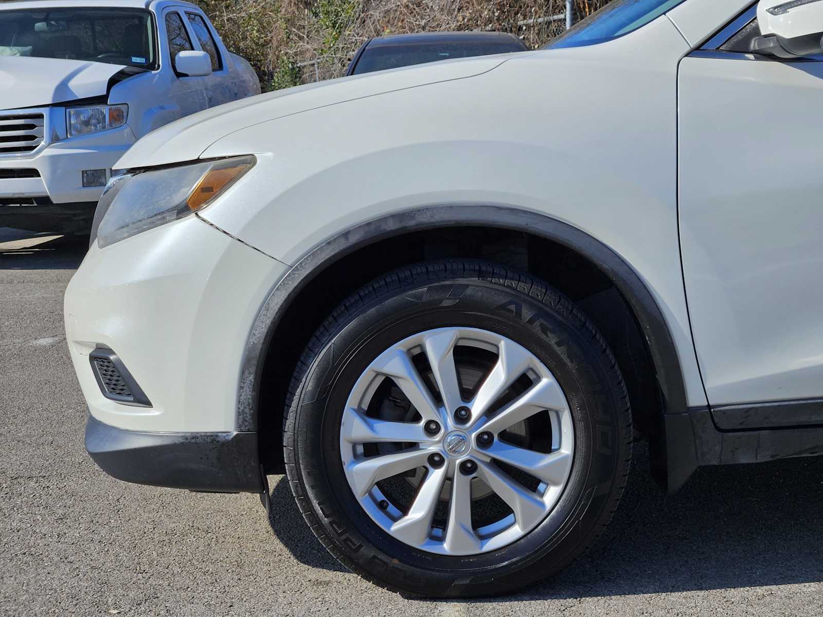 Thumbnail: 2016 Nissan Rogue - 8