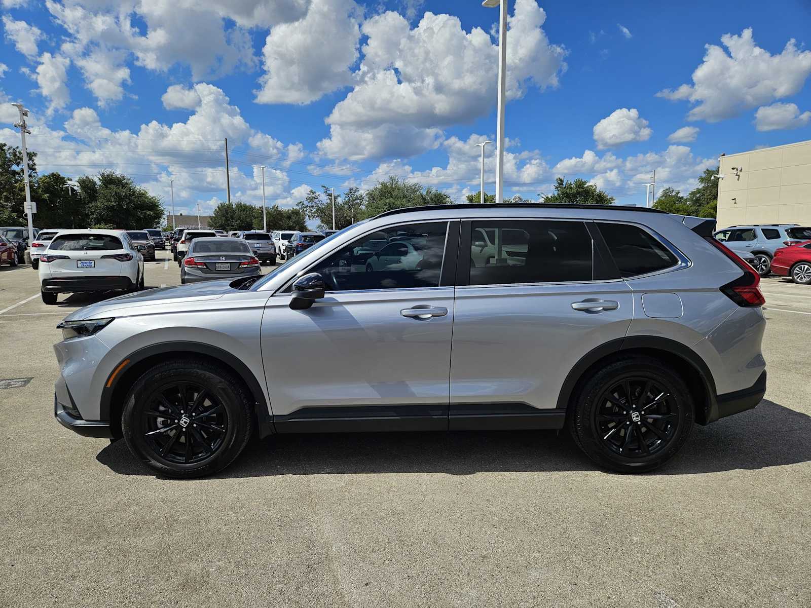 2023 Honda CR-V Hybrid photo 4