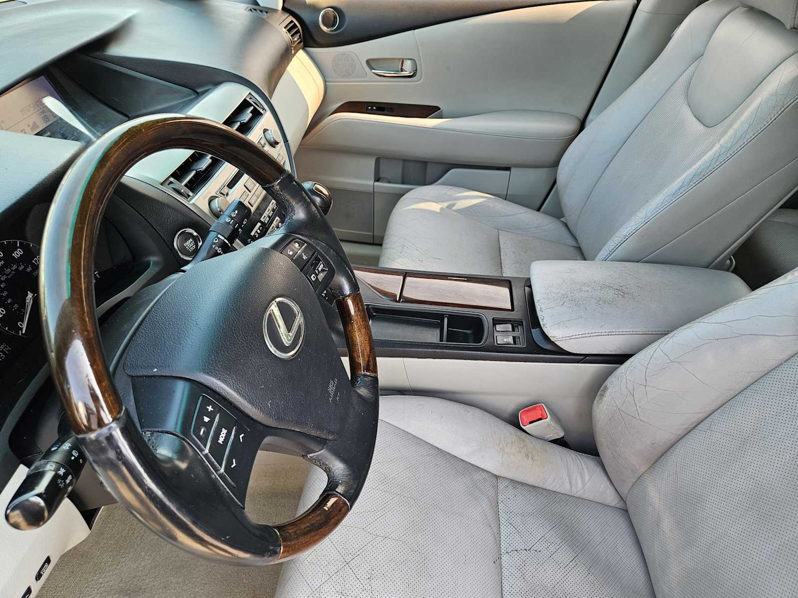 Thumbnail: 2010 Lexus RX - 13