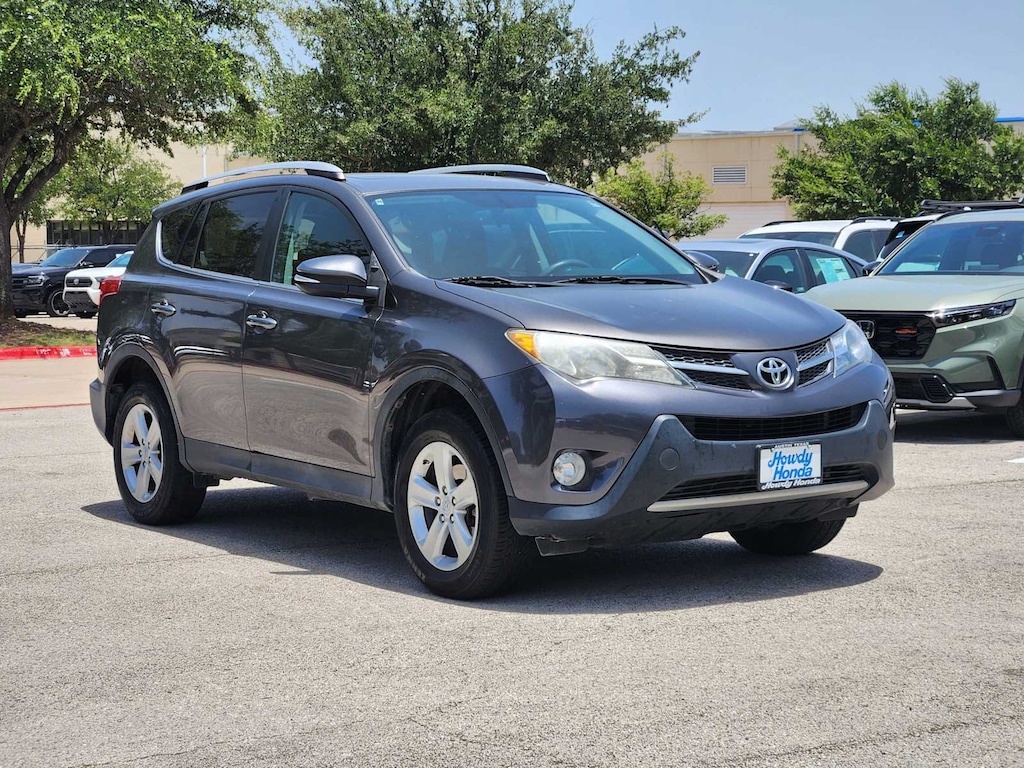 Used 2013 Toyota RAV4 XLE SUV