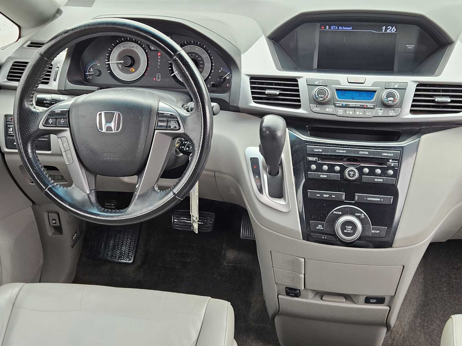 Thumbnail: 2012 Honda Odyssey - 24