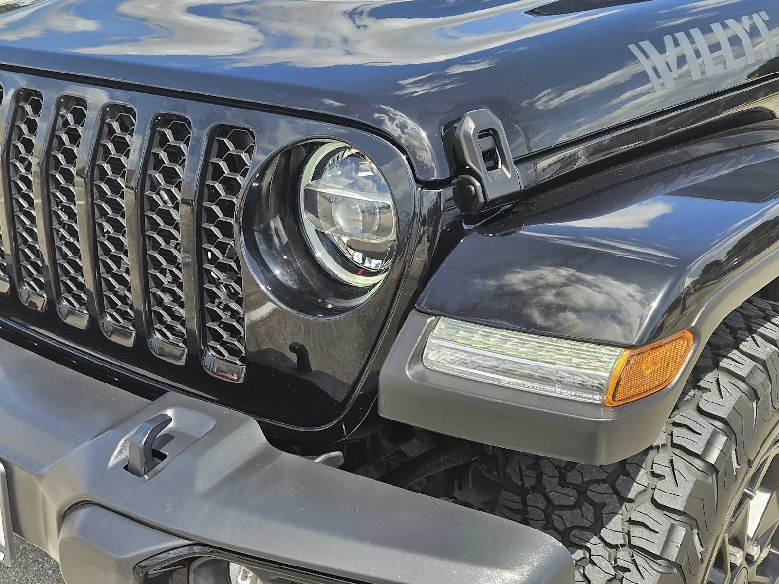 Thumbnail: 2021 Jeep Gladiator - 7