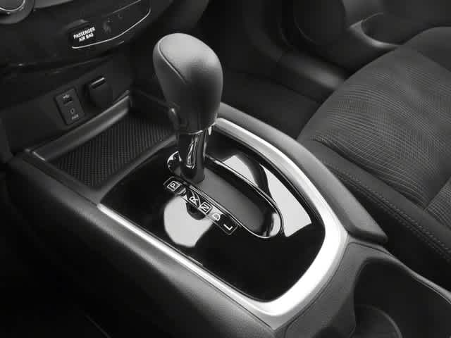 Thumbnail: 2016 Nissan Rogue - 13