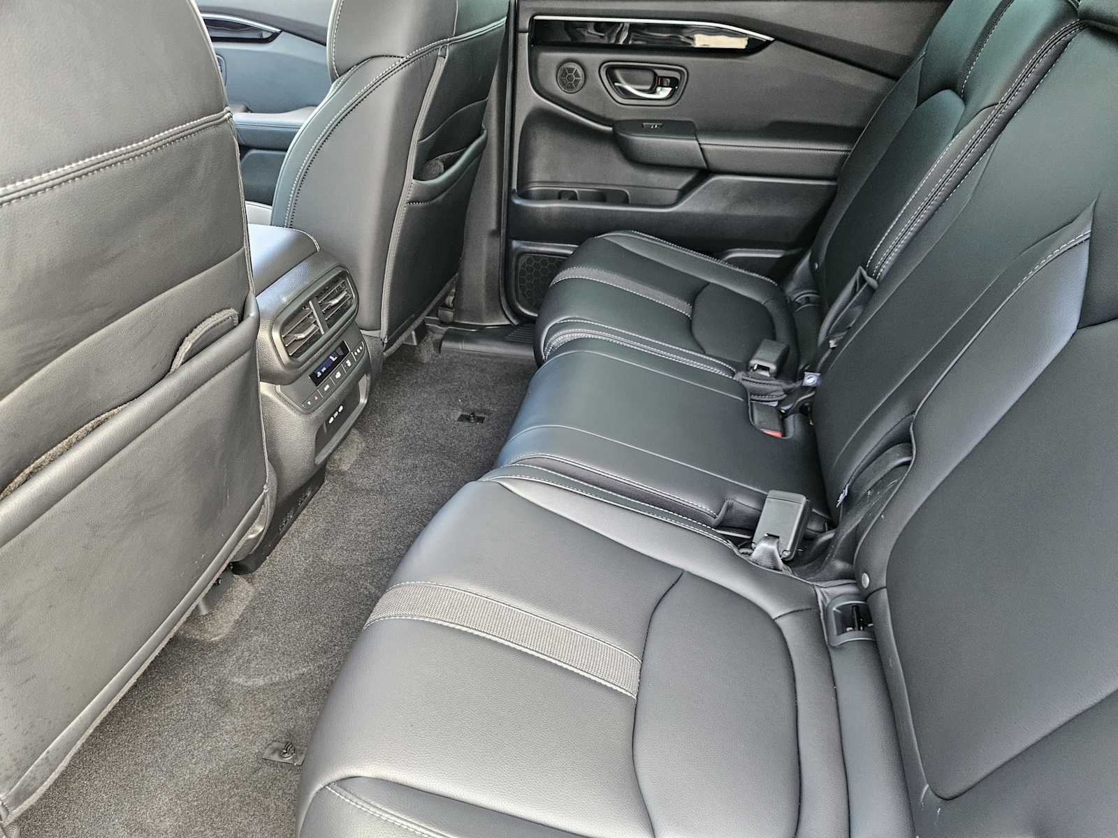 Thumbnail: 2025 Honda Pilot - 29