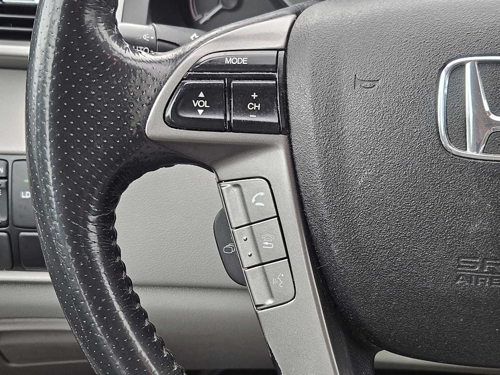 Thumbnail: 2016 Honda Odyssey - 26