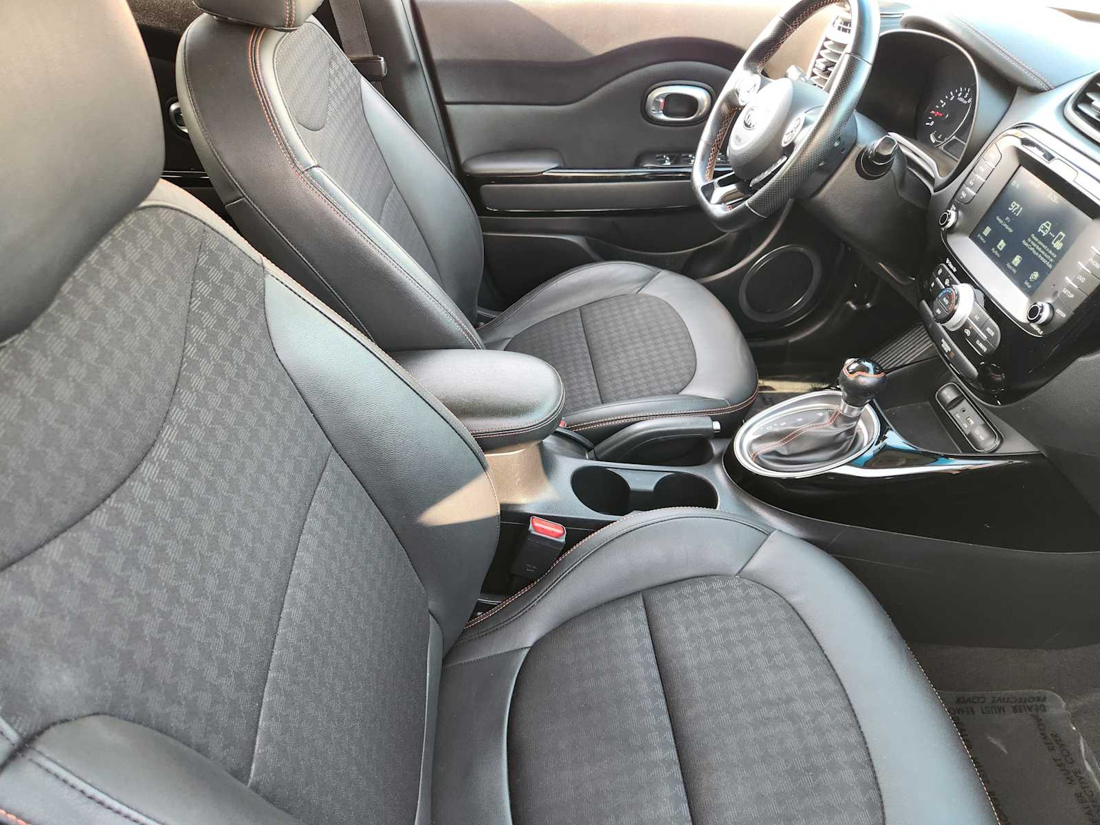 Thumbnail: 2018 Kia Soul - 12