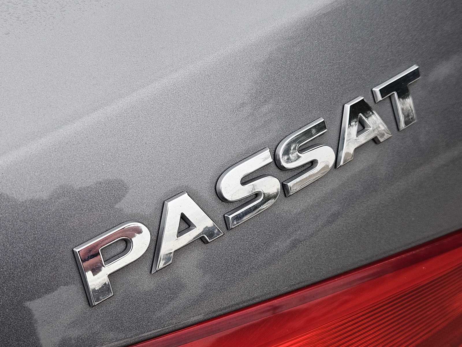 Thumbnail: 2013 Volkswagen Passat - 11