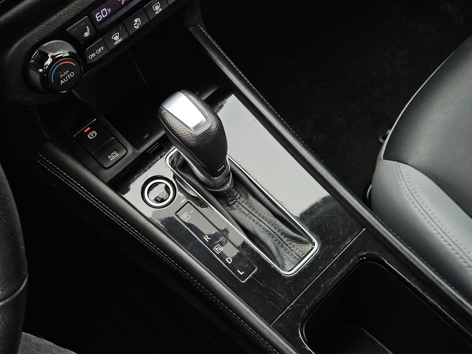 Thumbnail: 2021 Nissan Kicks - 18