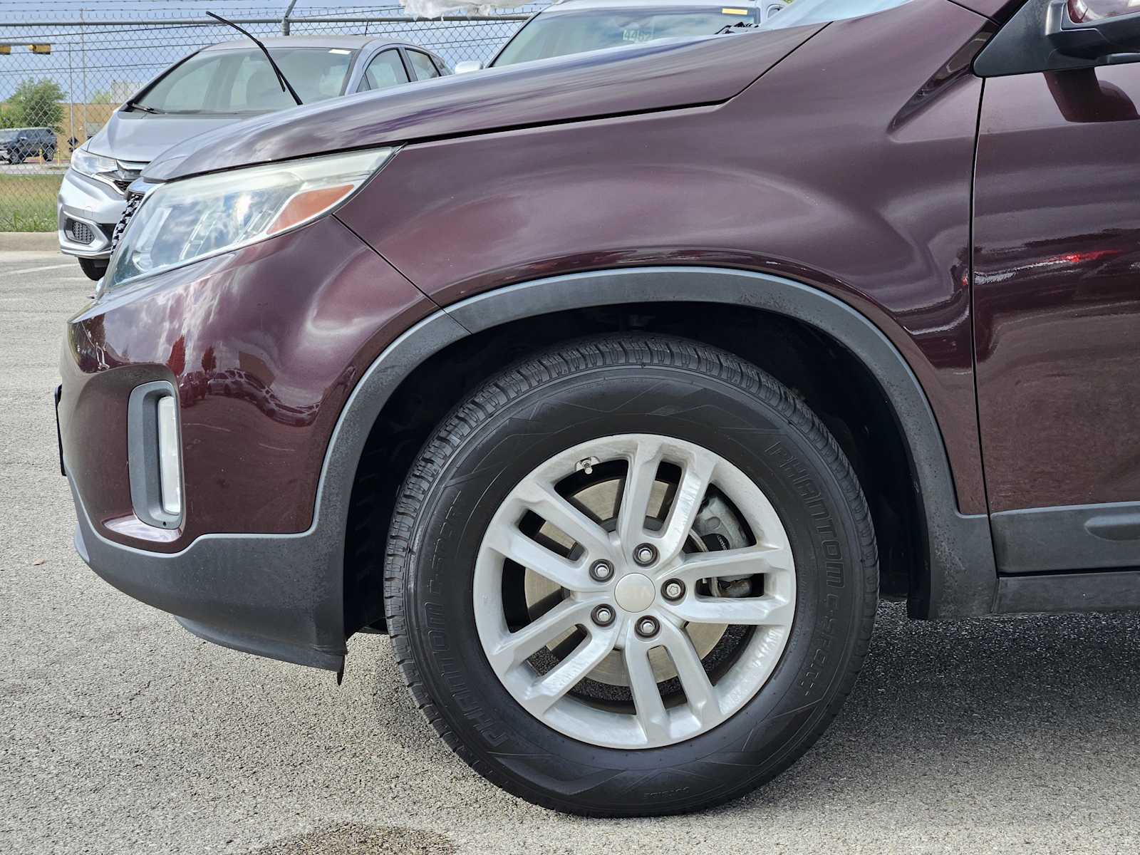 Thumbnail: 2015 Kia Sorento - 8