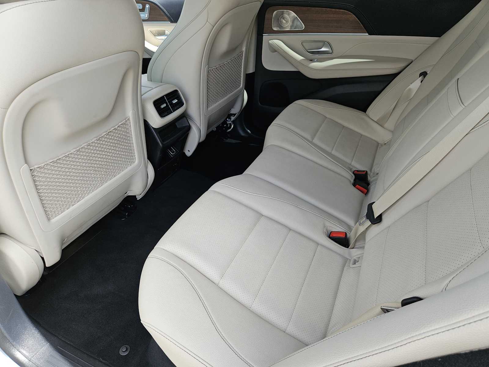 Thumbnail: 2023 Mercedes-Benz GLE - 30