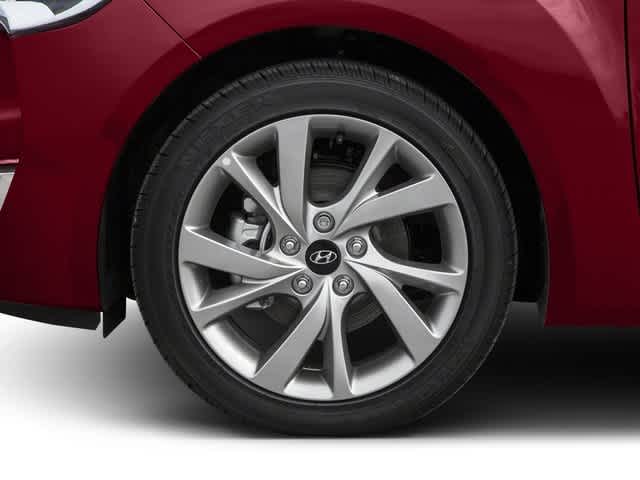 Thumbnail: 2017 Hyundai Veloster - 14