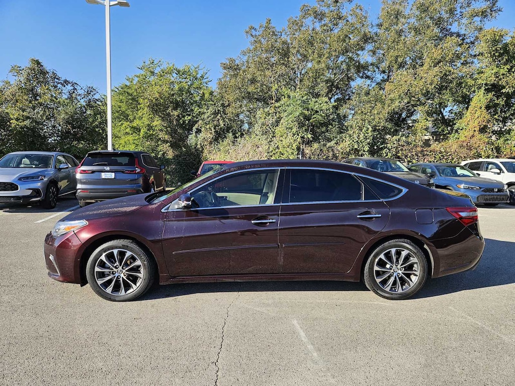 Used 2016 Toyota Avalon XLE Sedan