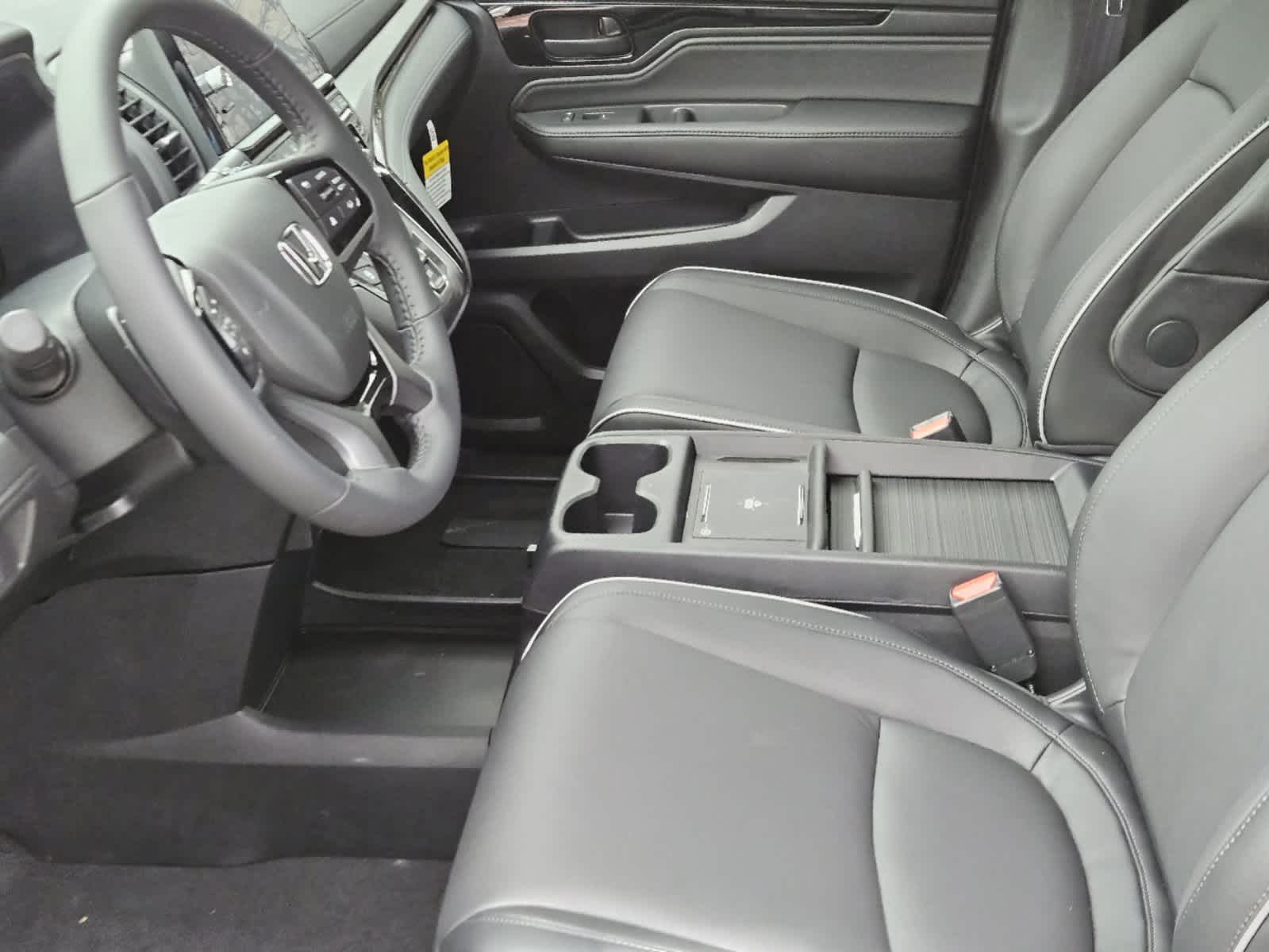 Thumbnail: 2026 Honda Odyssey - 11