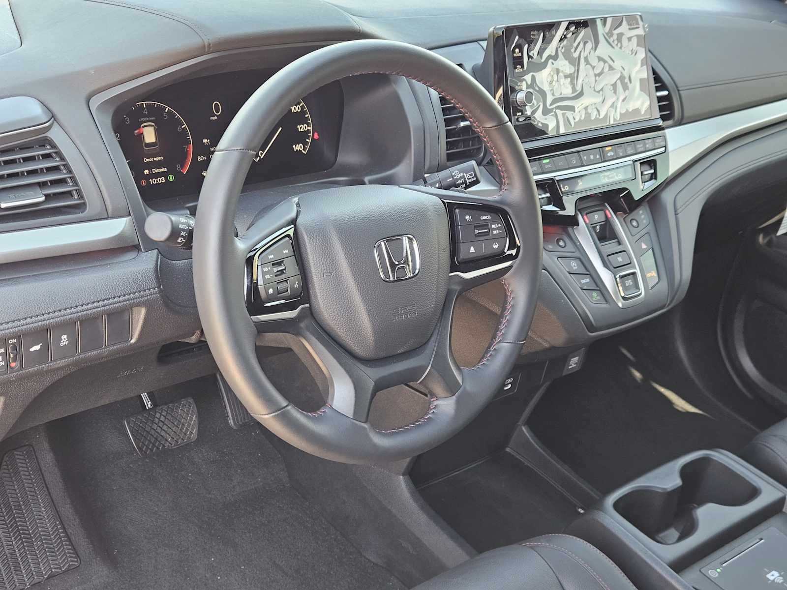 2025 Honda Odyssey photo 2