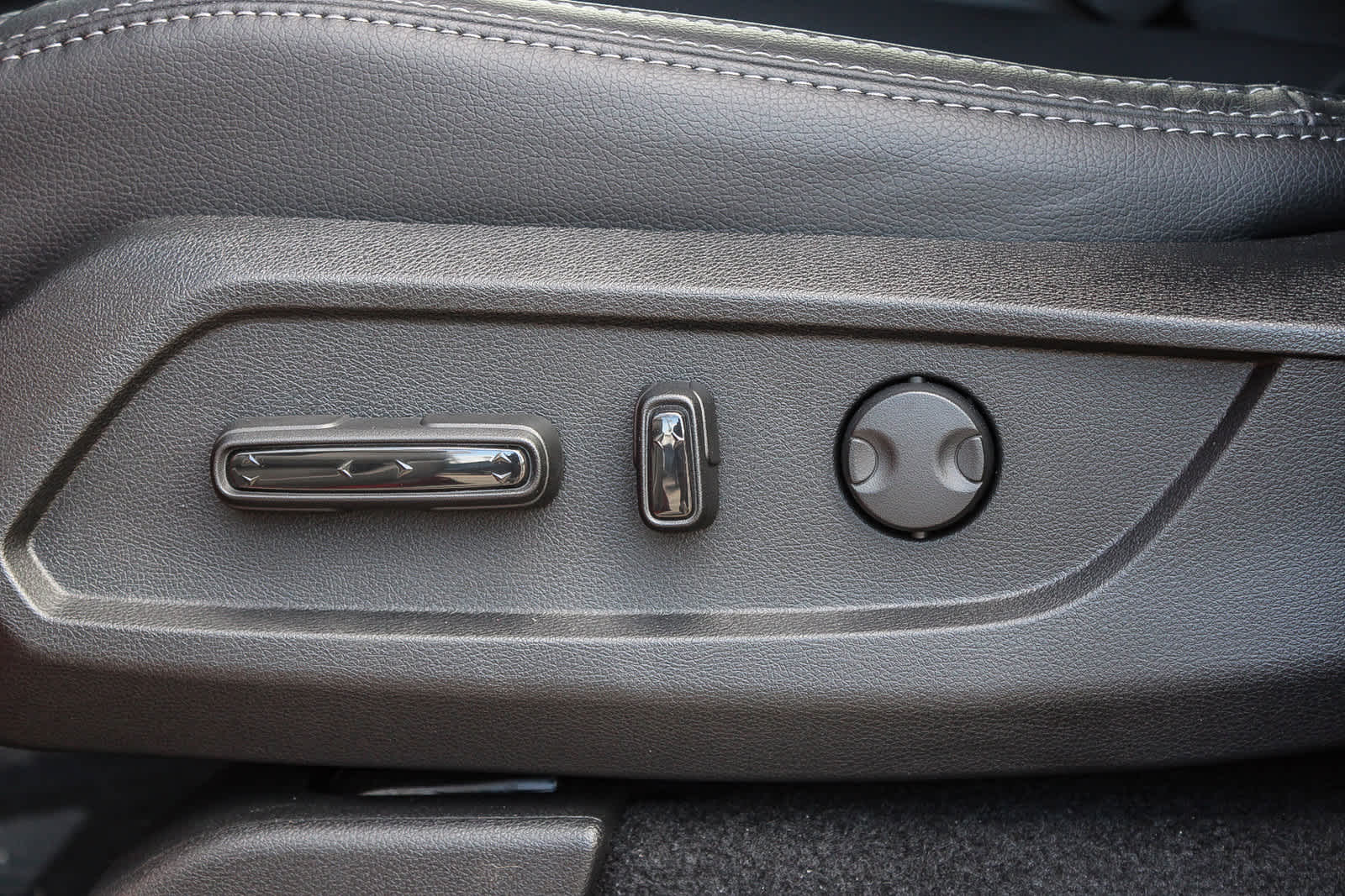 Thumbnail: 2026 Honda Pilot - 21