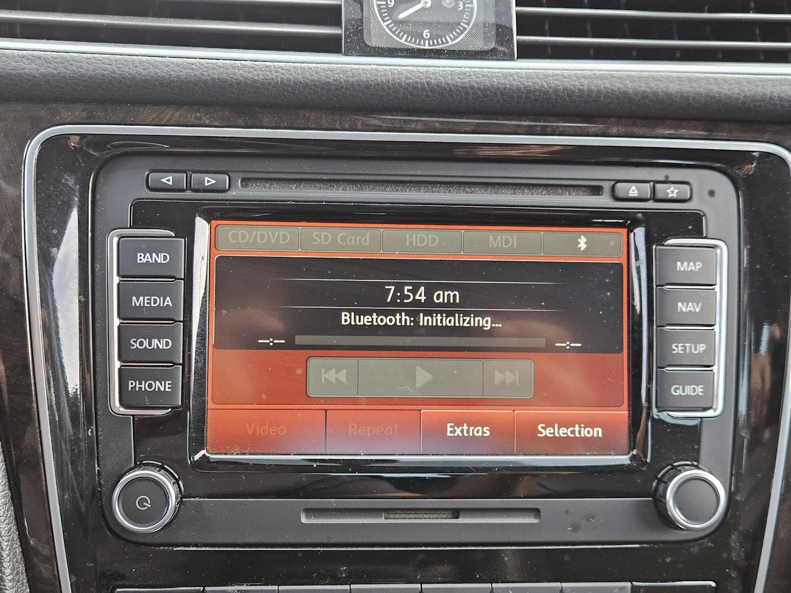 Thumbnail: 2014 Volkswagen Passat - 18