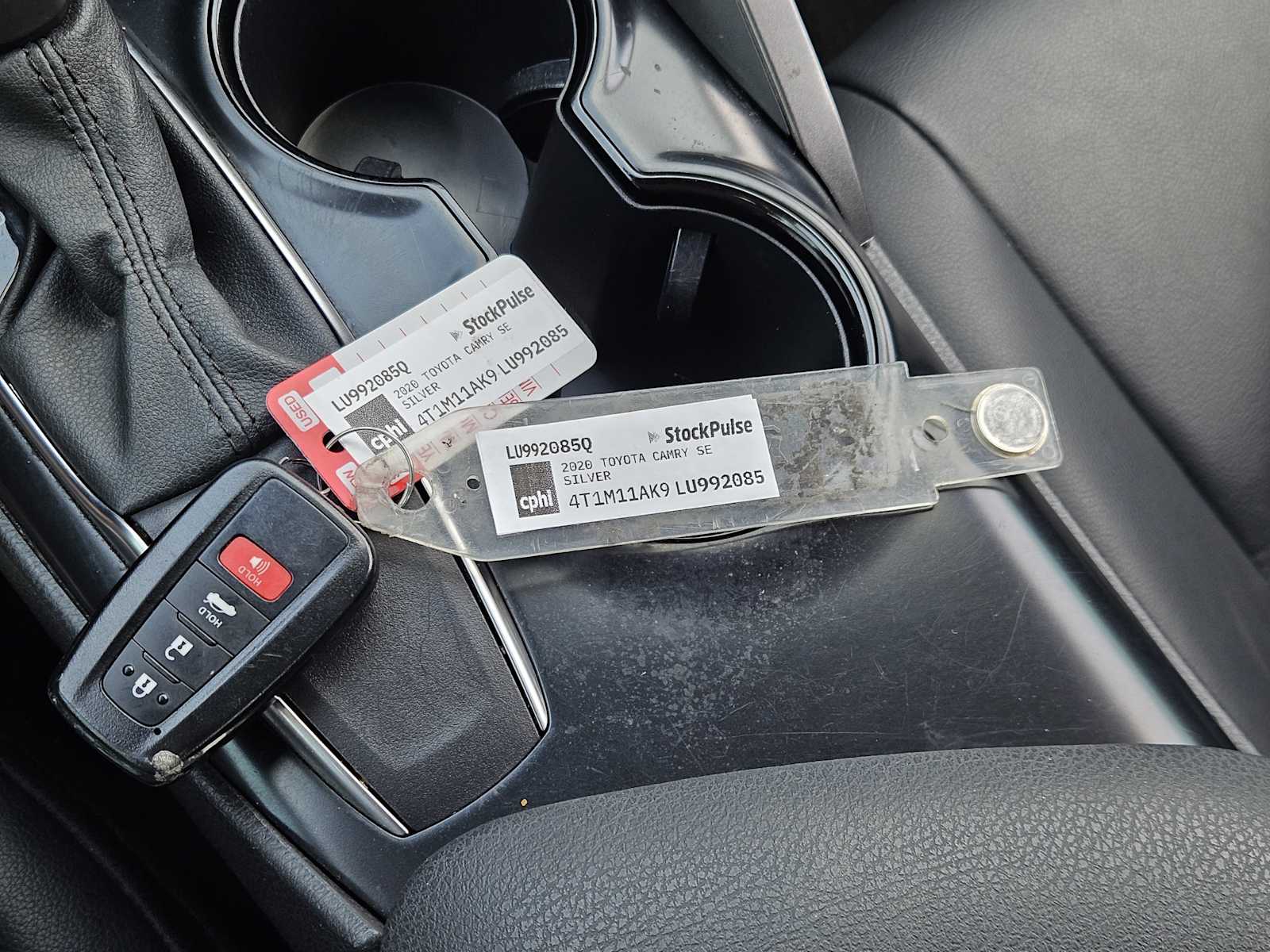 Thumbnail: 2020 Toyota Camry - 32