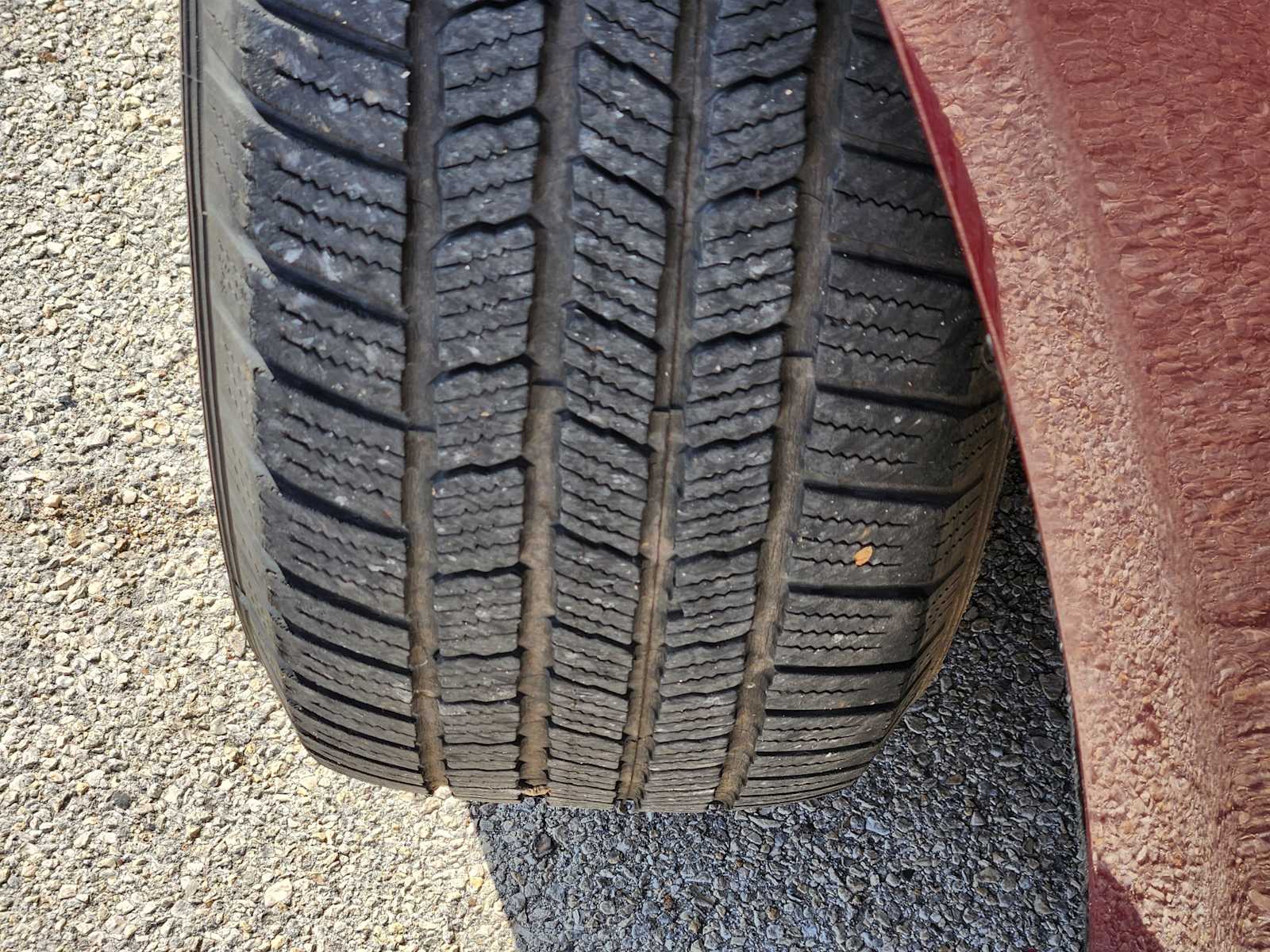 Thumbnail: 2017 Chrysler Pacifica - 10