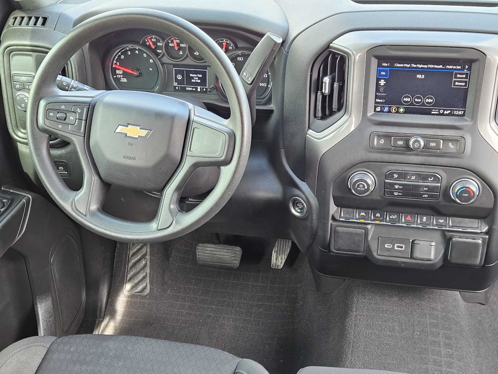 Thumbnail: 2022 Chevrolet Silverado 1500 - 25