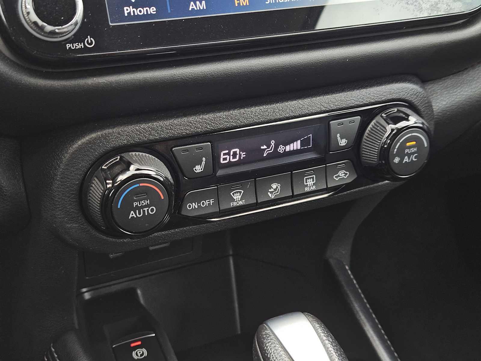 Thumbnail: 2021 Nissan Kicks - 17