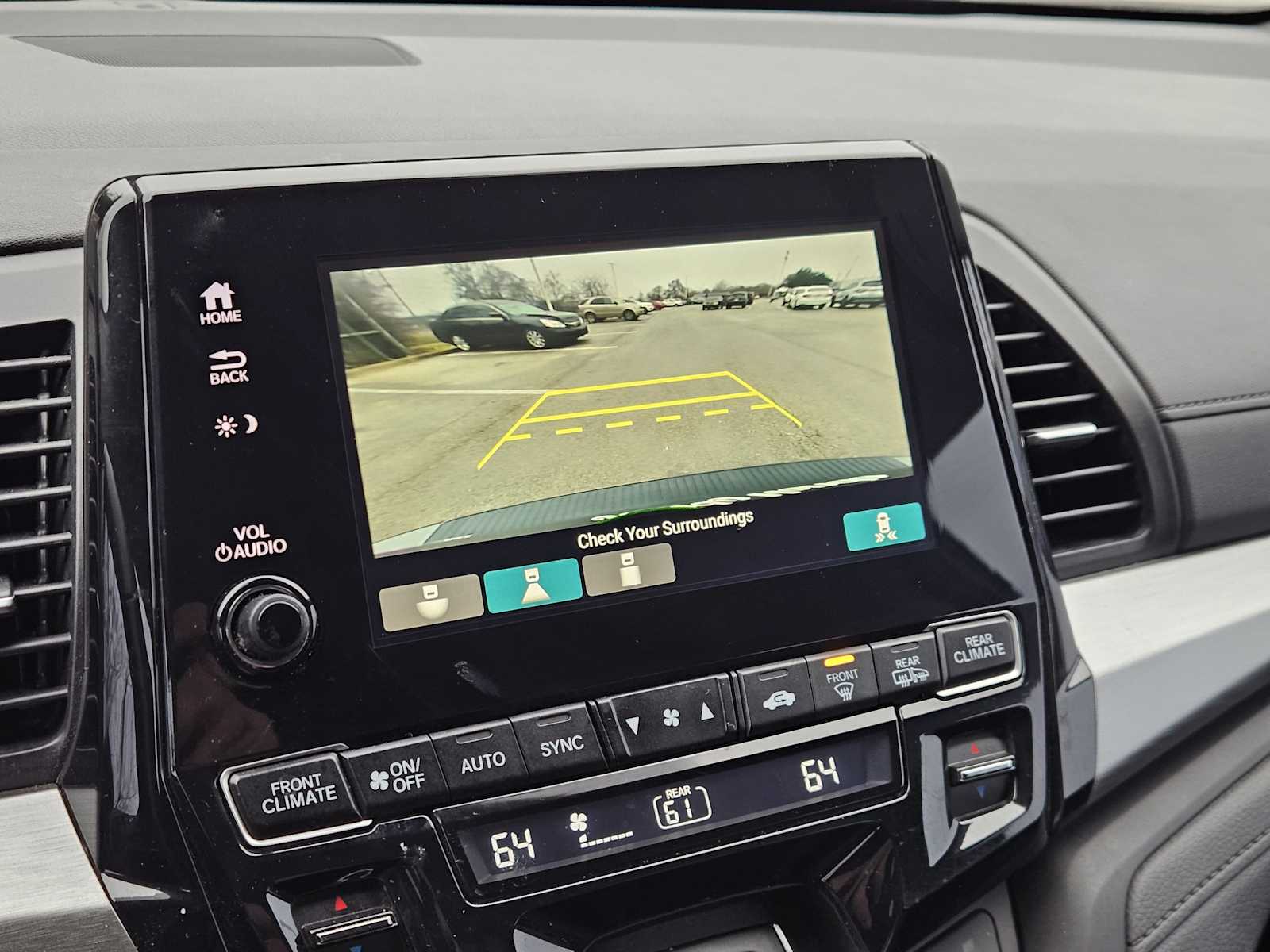 Thumbnail: 2023 Honda Odyssey - 17