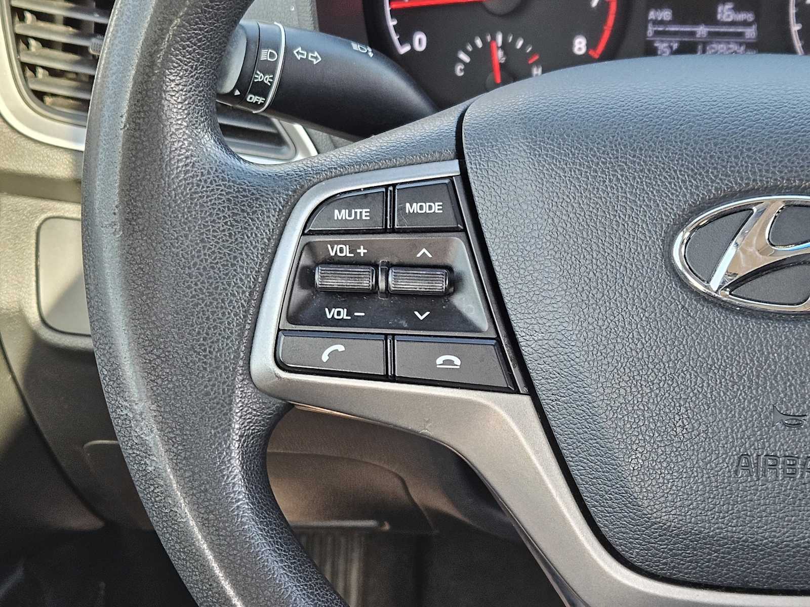 Thumbnail: 2021 Hyundai Accent - 24