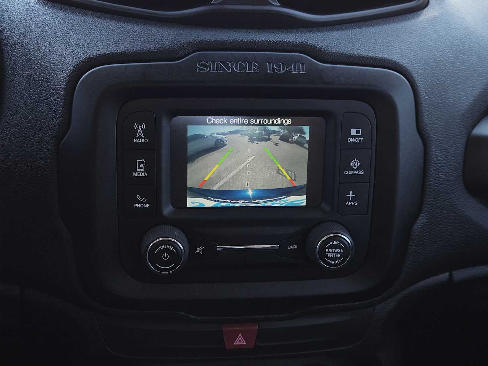 Thumbnail: 2017 Jeep Renegade - 18