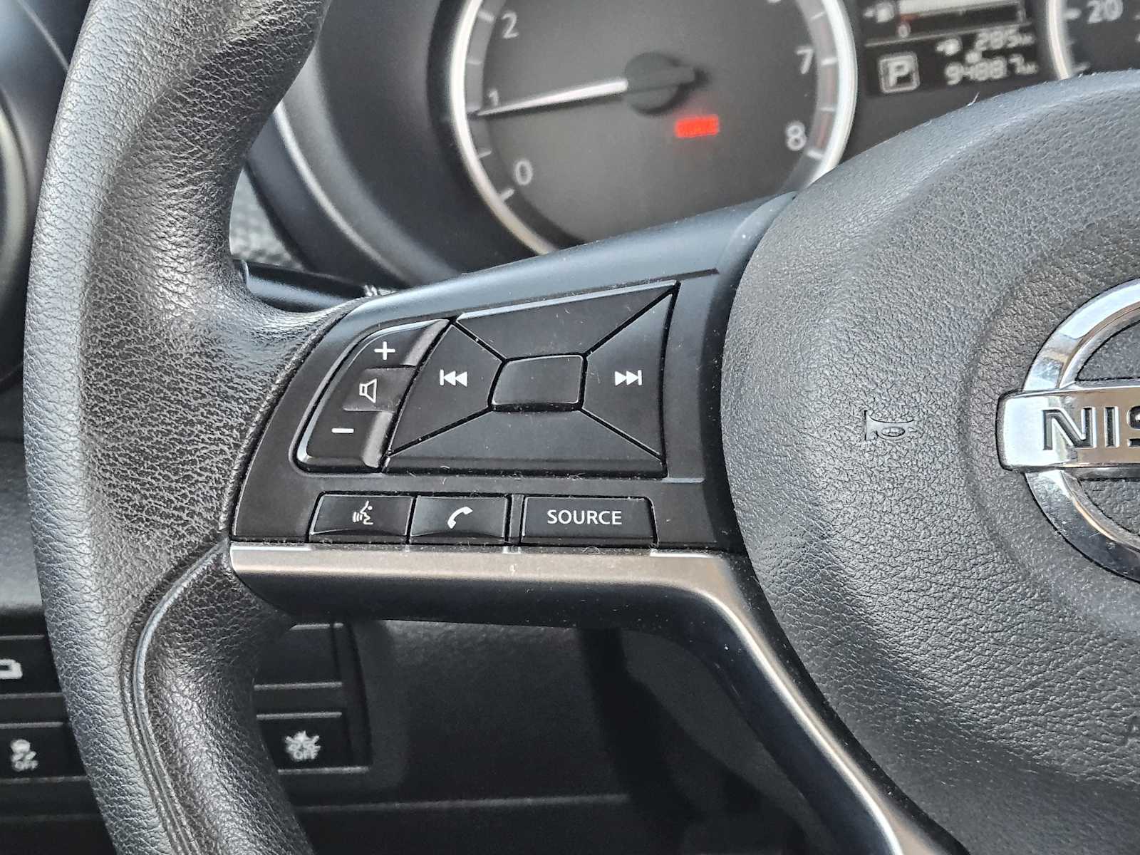 Thumbnail: 2021 Nissan Kicks - 26