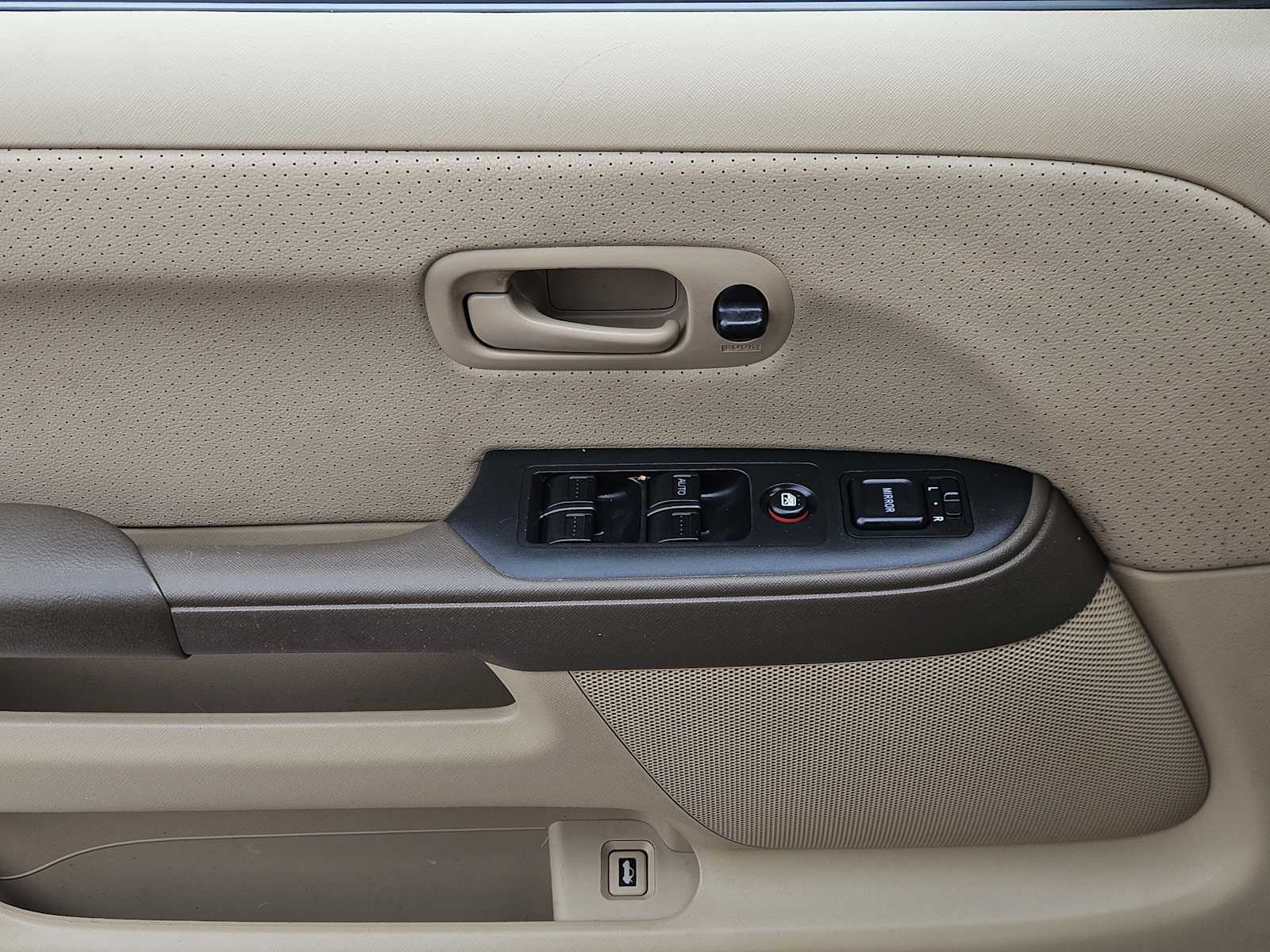 Thumbnail: 2006 Honda CR-V - 21