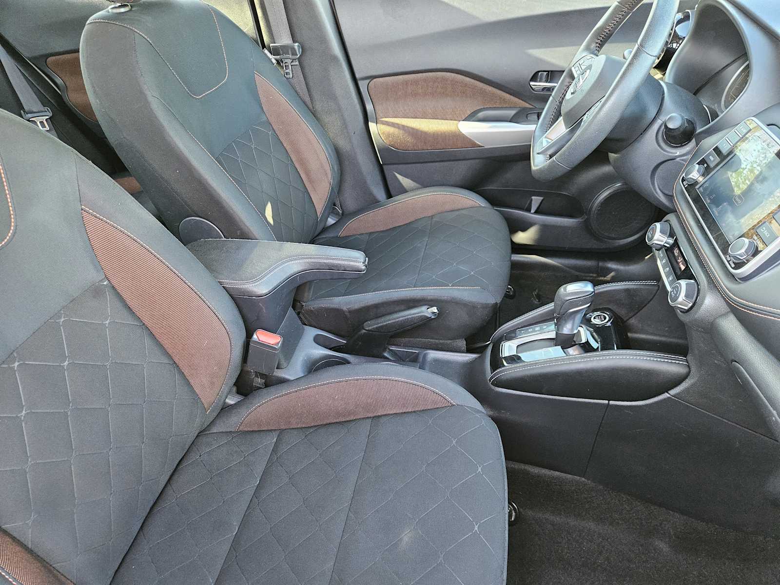 Thumbnail: 2020 Nissan Kicks - 14