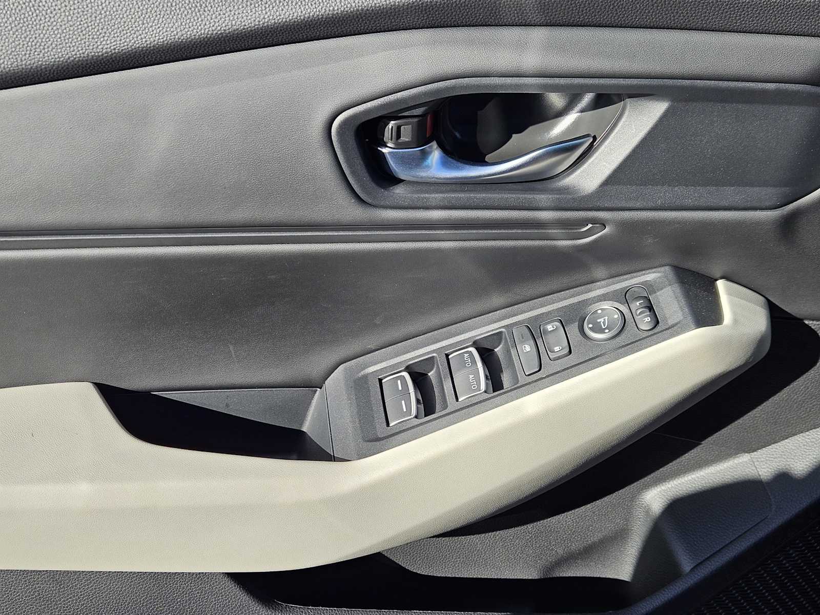 Thumbnail: 2025 Honda Accord - 21