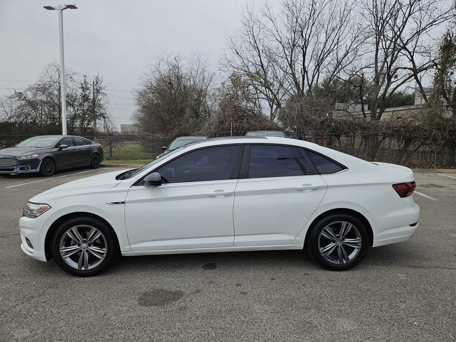 Thumbnail: 2019 Volkswagen Jetta - 4