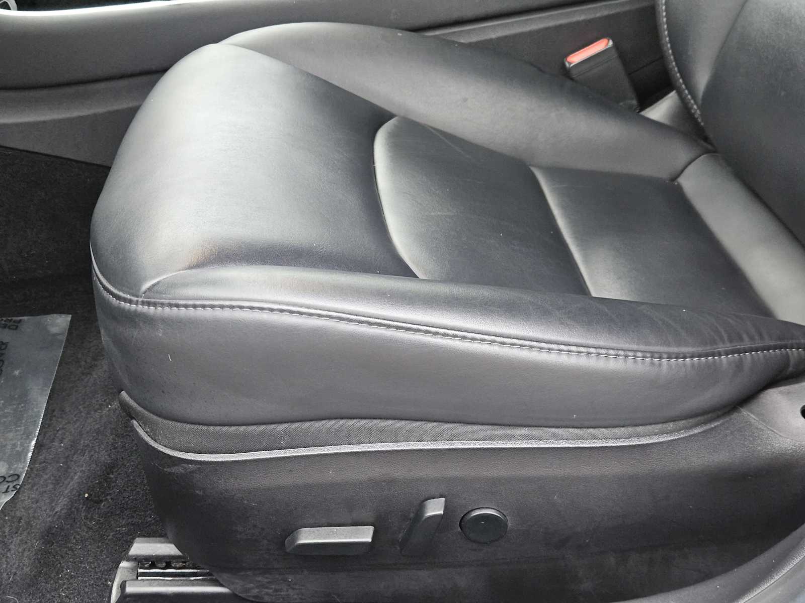 Thumbnail: 2019 Tesla Model 3 - 21