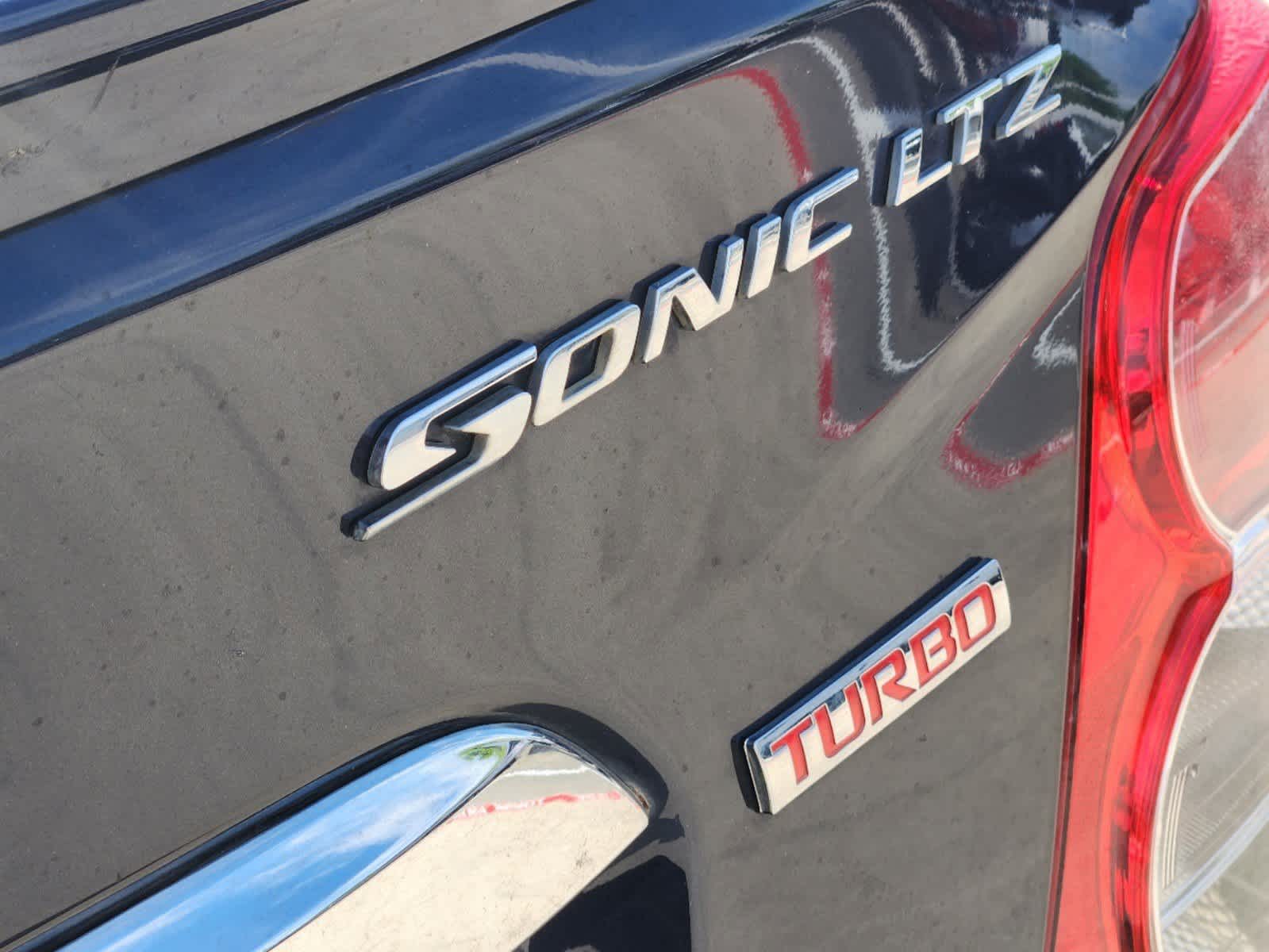 2016 Chevrolet Sonic LTZ 13