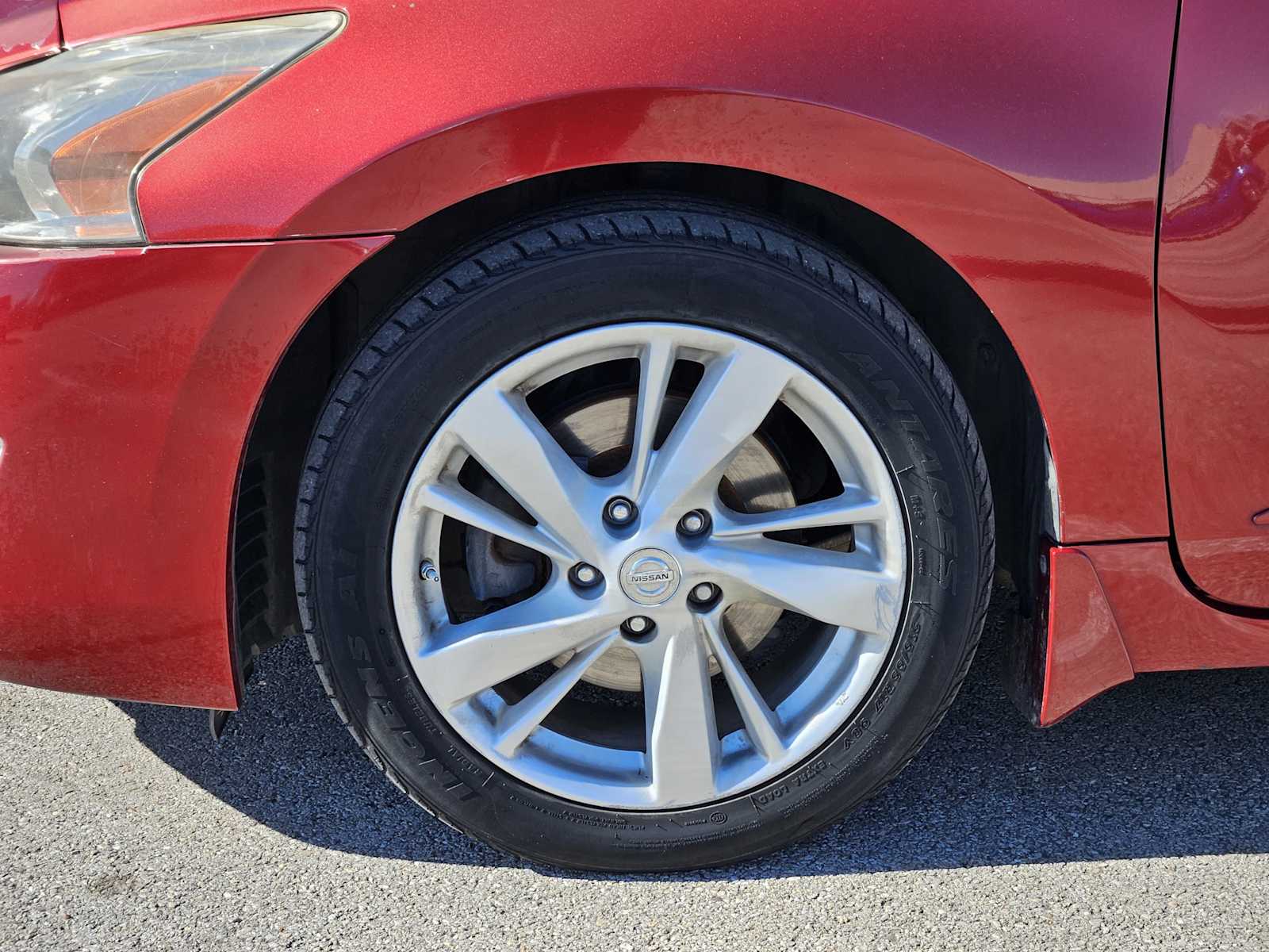 Thumbnail: 2013 Nissan Altima - 9