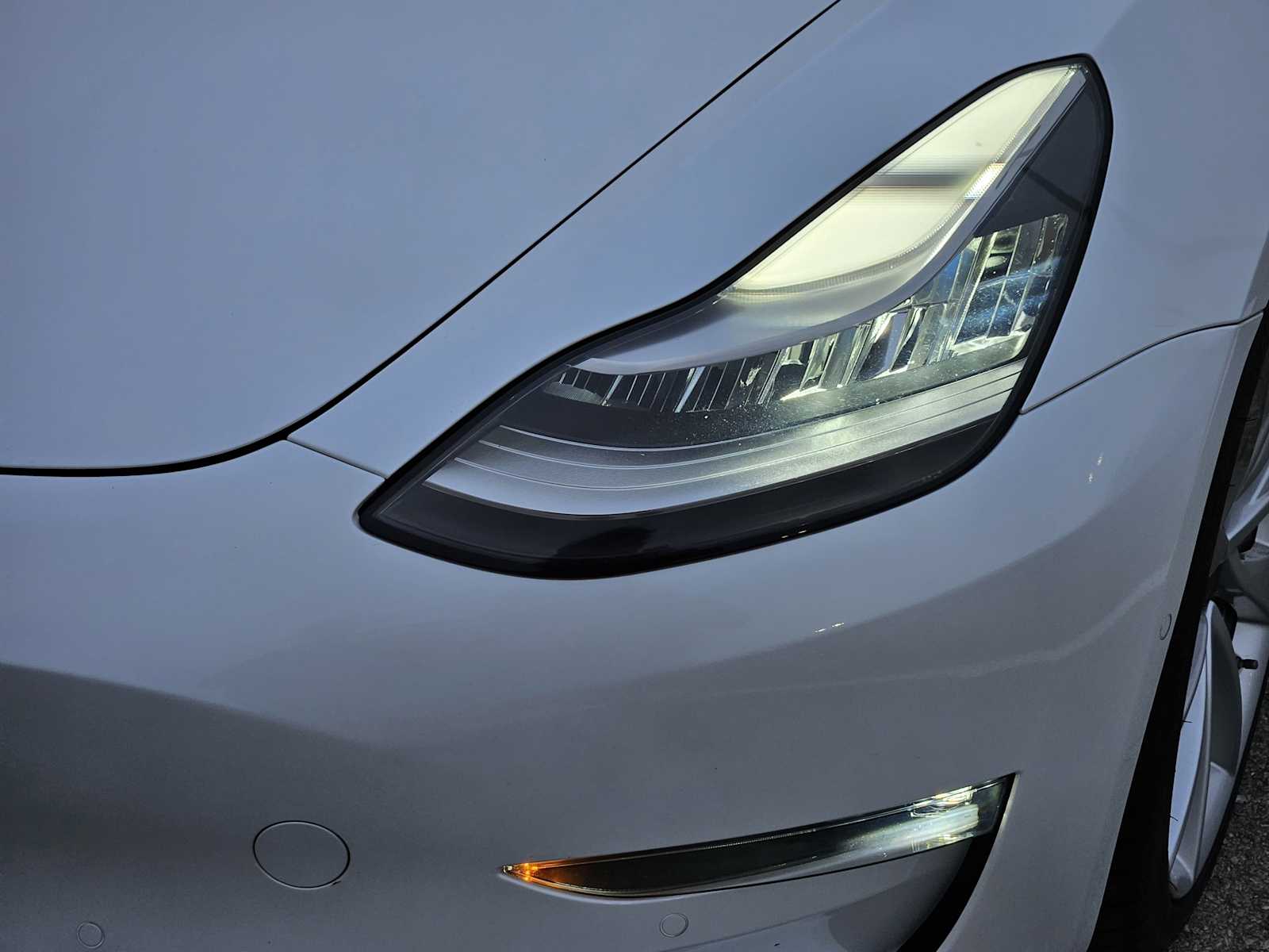 Thumbnail: 2019 Tesla Model 3 - 7