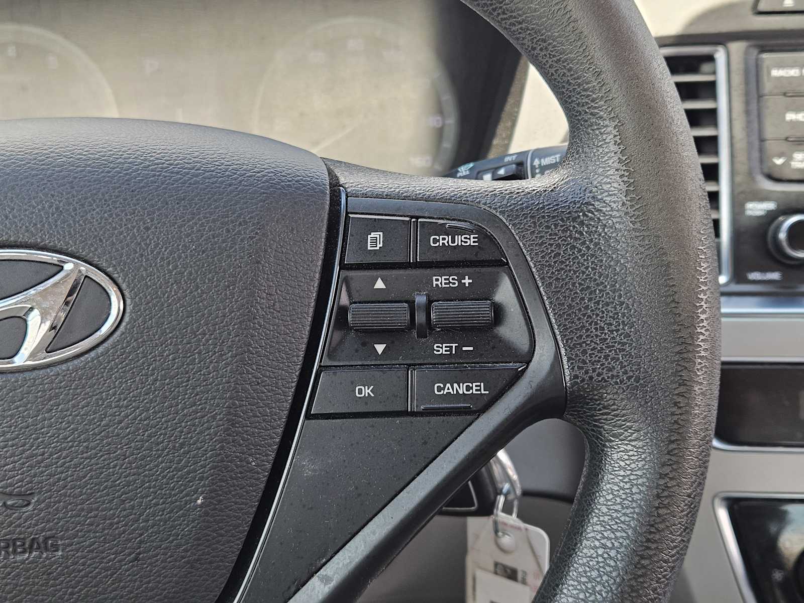 Thumbnail: 2015 Hyundai Sonata - 26
