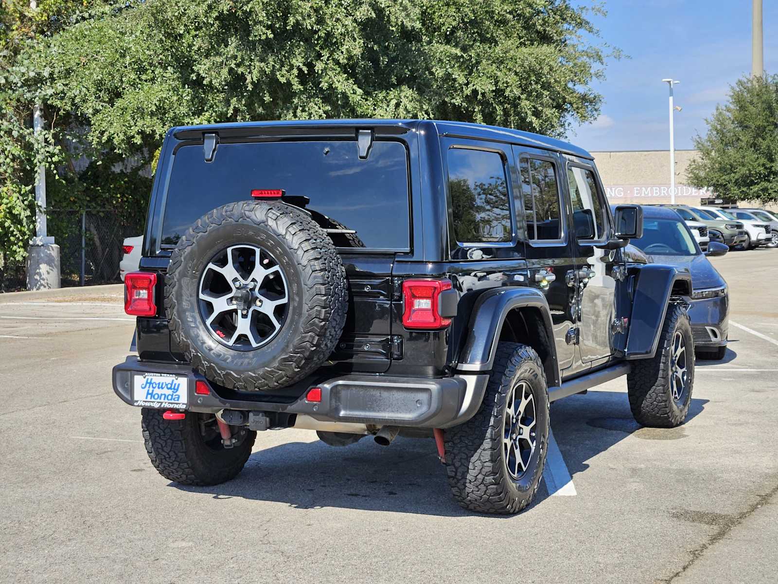 Thumbnail: 2021 Jeep Wrangler - 5