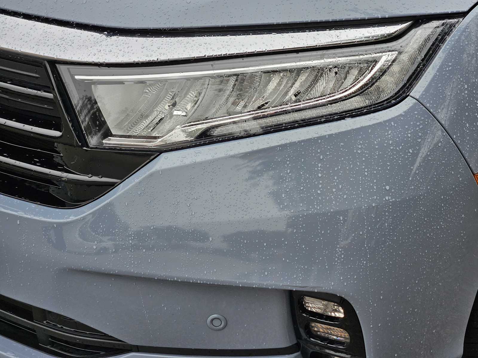 Thumbnail: 2023 Honda Odyssey - 7