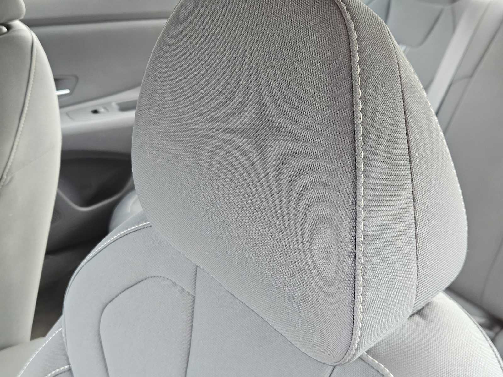 Thumbnail: 2022 Hyundai Elantra - 14